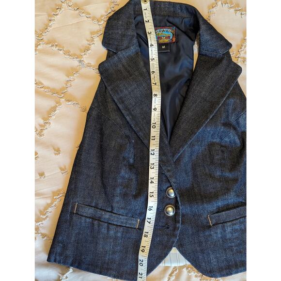 FILLMORE denim vest w pinstriped back/buckle.  Size Medium. Vintage - Picture 15 of 16
